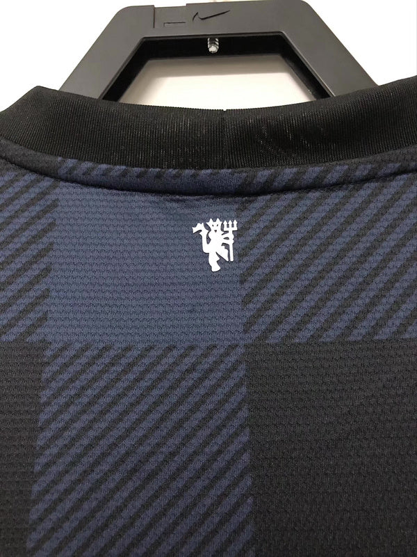 2013-14 Manchester United Black Nike Jersey