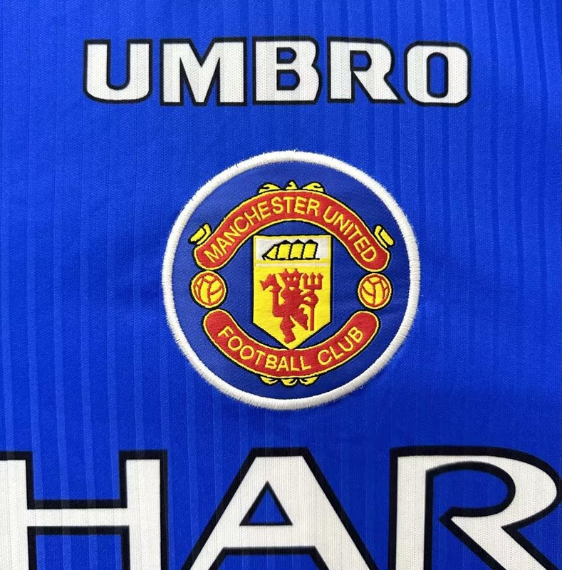 1996-98 Manchester United Away Umbro Jersey
