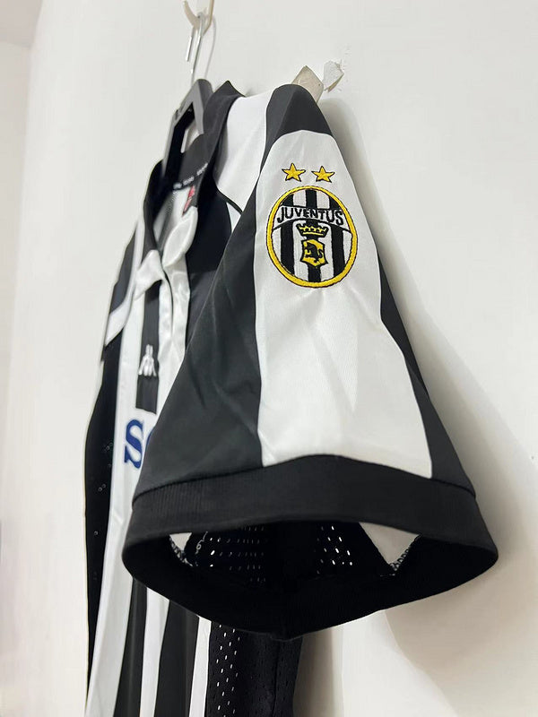 1997-98 Juventus Home Kappa Jersey