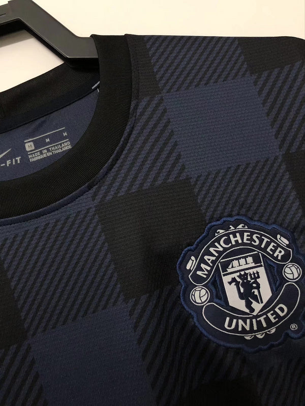 2013-14 Manchester United Black Nike Jersey
