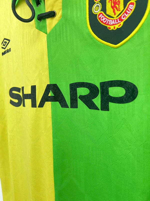 1992-94 Manchester United Away Umbro Jersey