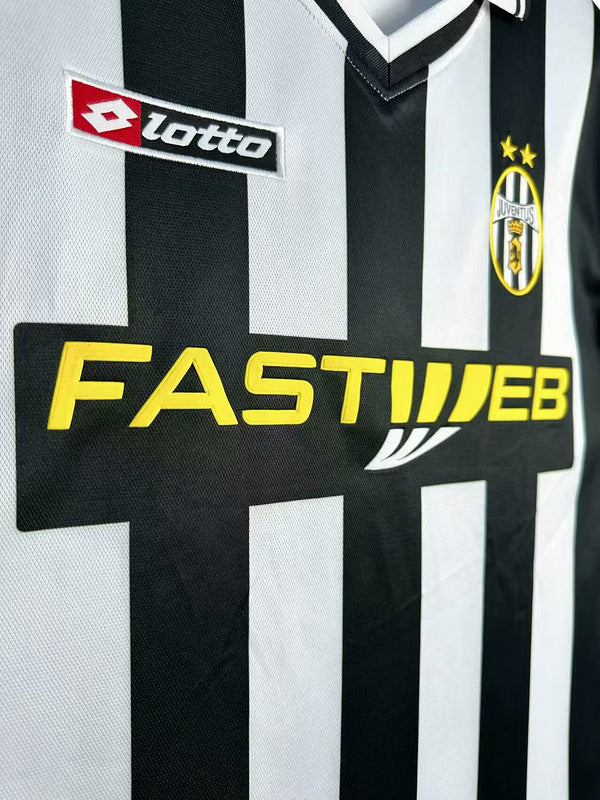 2001-02 Juventus Home Lotto Jersey