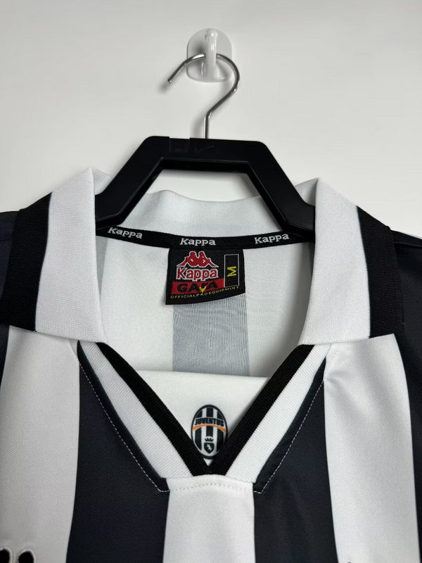 1995-96 Juventus Home Kappa Jersey