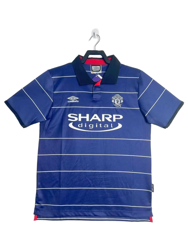 1999-00 Manchester United Black Umbro Jersey