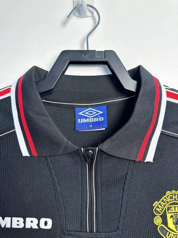 1998-99 Manchester United Black Umbro Jersey
