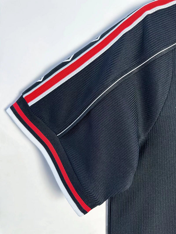 1998-99 Manchester United Black Umbro Jersey