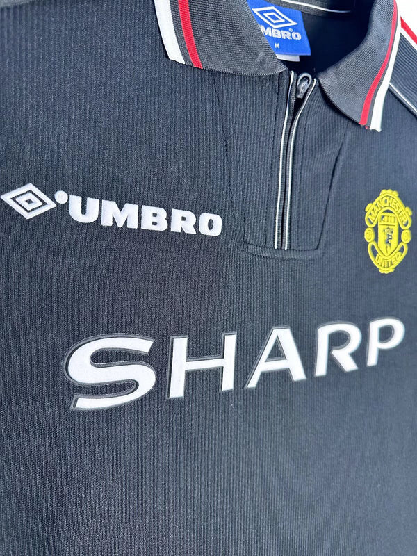 1998-99 Manchester United Black Umbro Jersey