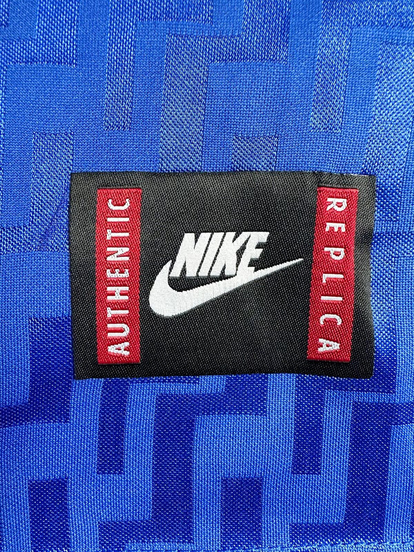 1995 Italy Home Diadora Jersey