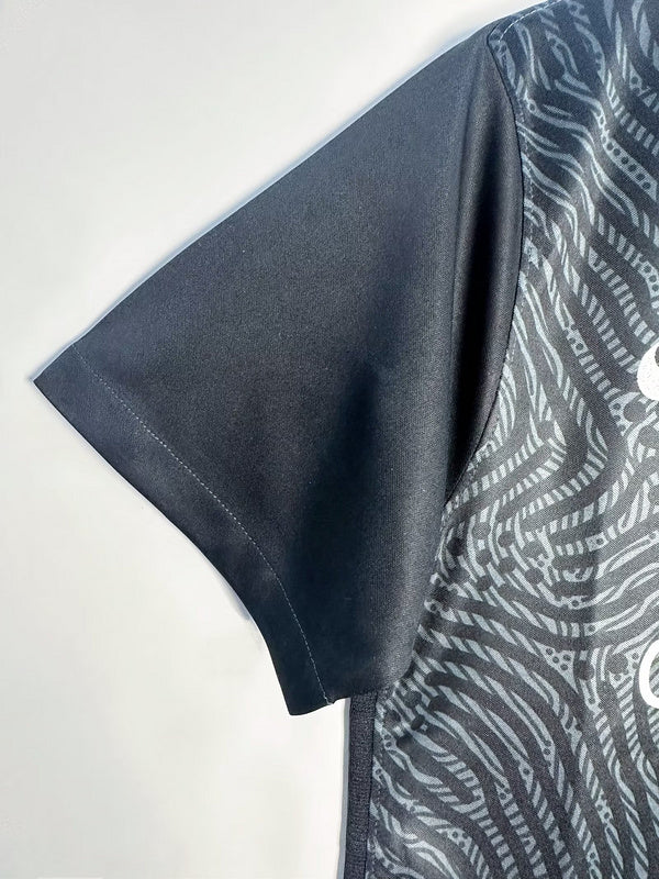 2020-21 Liverpool Black Goalkeeper Golman Jersey