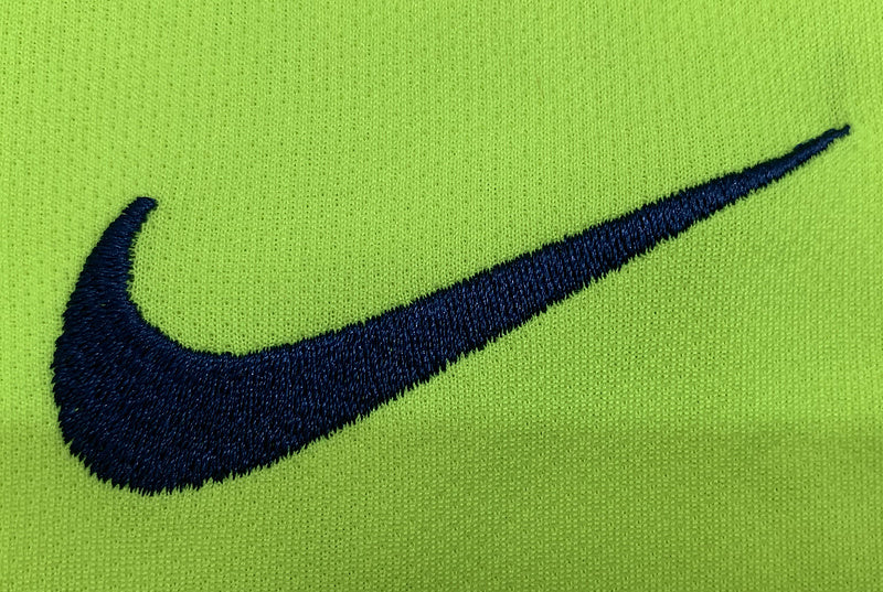2005-06 Barcelona Away Nike Jersey