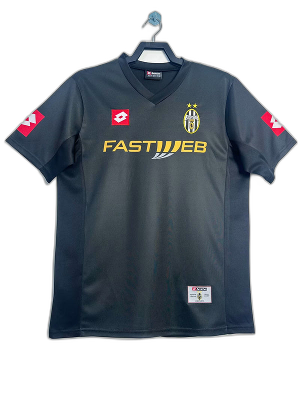 2001-02 Juventus Away Lotto Jersey