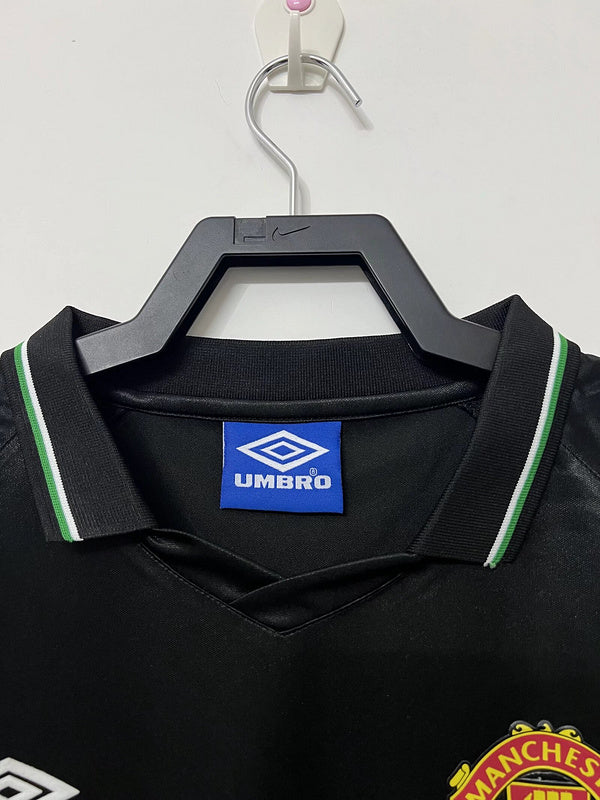 1998-99 Manchester United Umbro Jersey
