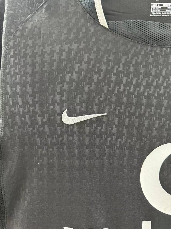 2003-04 Manchester United Away Nike Jersey